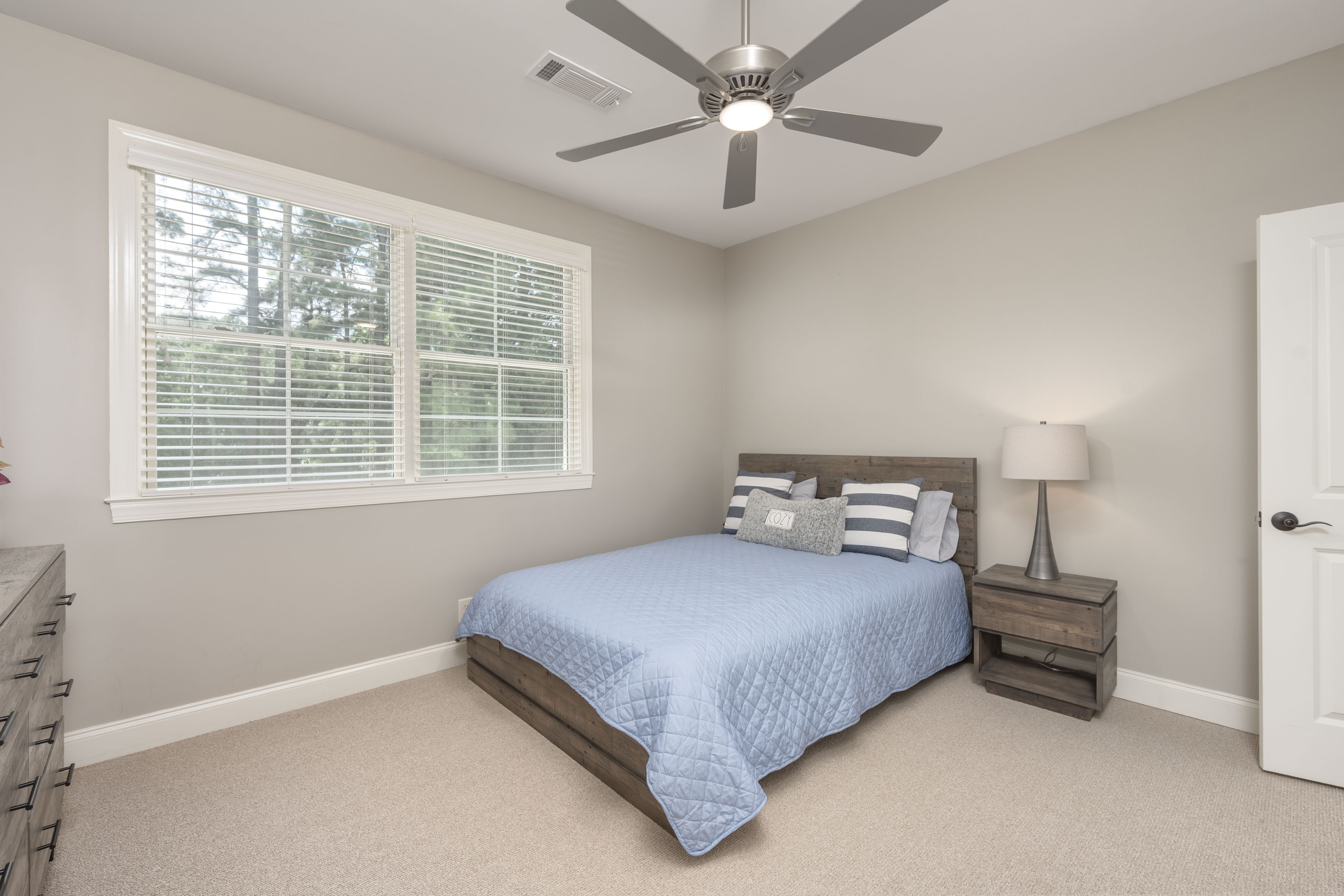 1131 Starboard Drive image 23